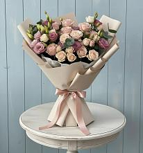 Букет цветов из:  Розы и Лизиантусы #REPLACE_PRED# Марёво