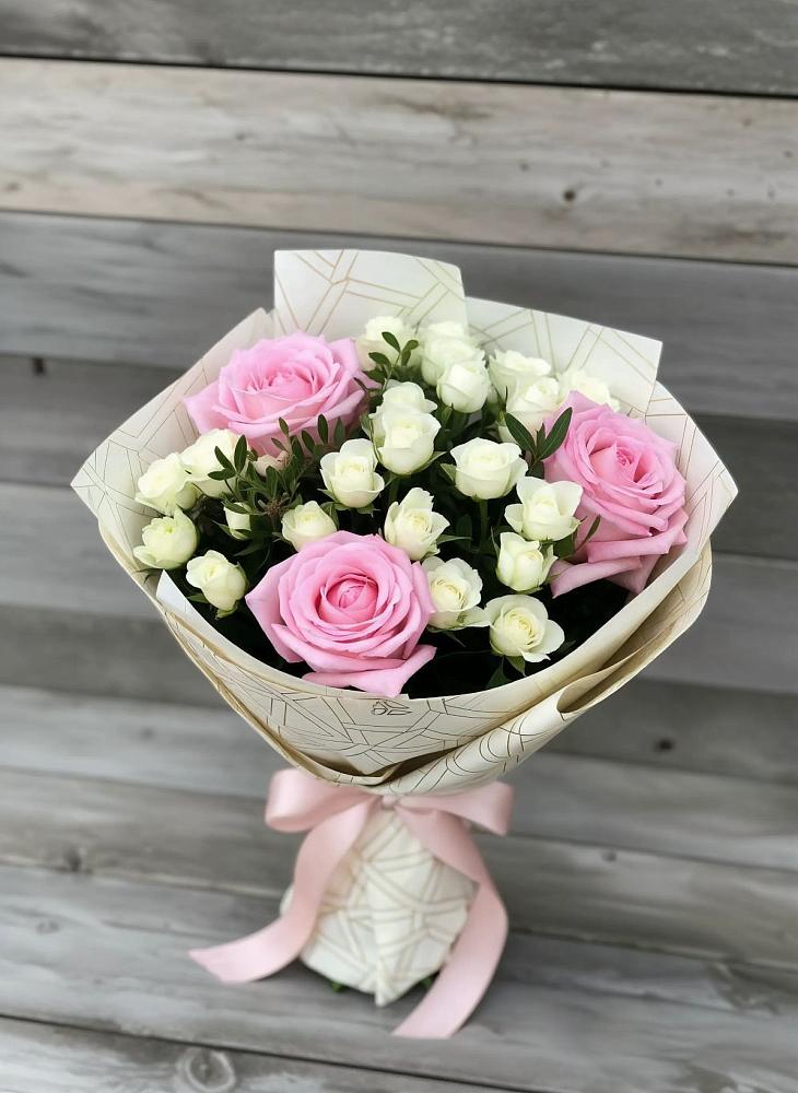 Букет цветов из: Розы в Марёво