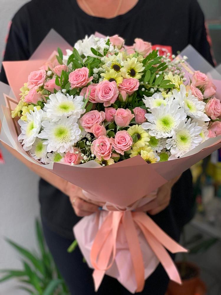 Букет цветов из: Розы и Хризантемы в Марёво