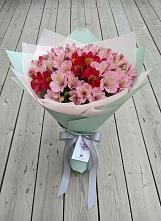 Букет цветов из:  Альстромерии #REPLACE_PRED# Марёво