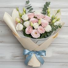 Букет цветов из:  Лизиантусы в Марёво