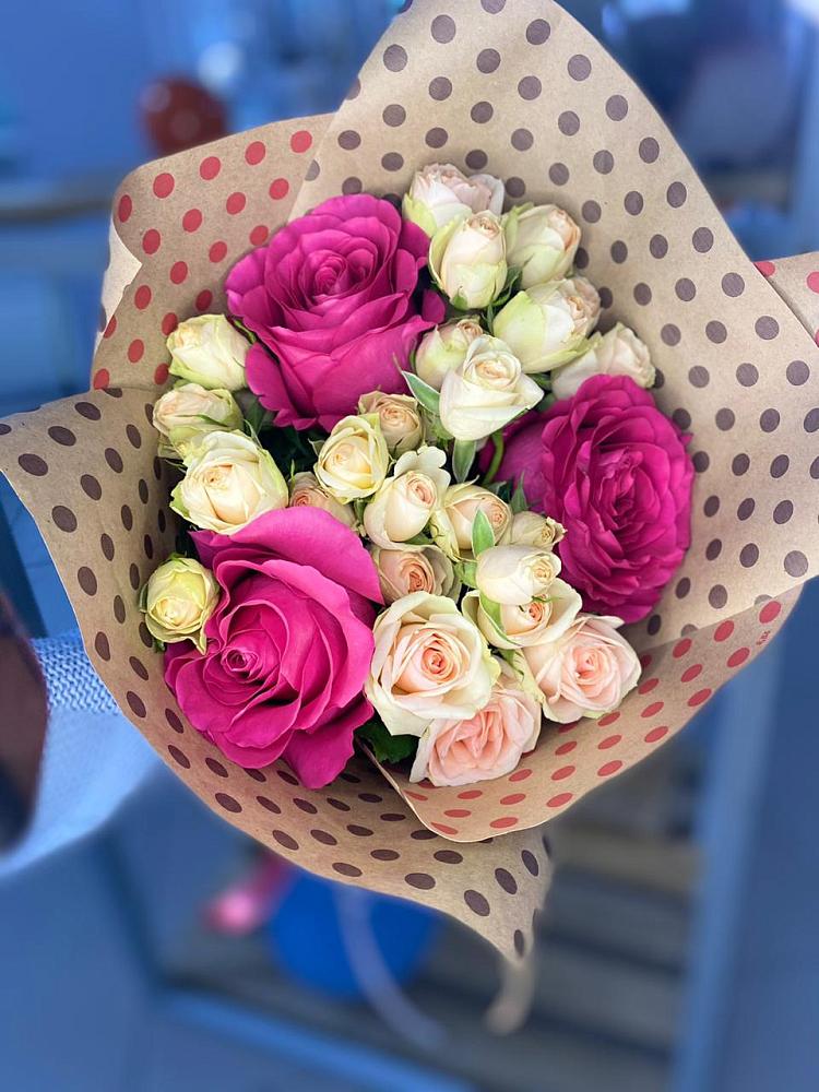 Букет цветов из: Розы в Марёво