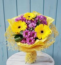 Букет цветов из:  Хризантемы и Герберы в Марёво