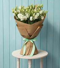 Букет цветов из:  Лизиантусы в Марёво