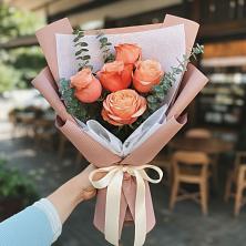 Букет цветов из:  Розы в Марёво