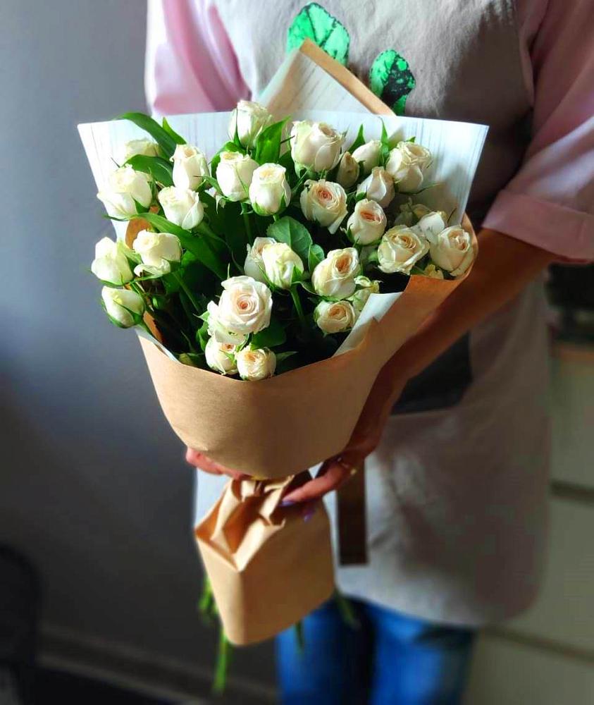 Букет цветов из: Розы в Марёво