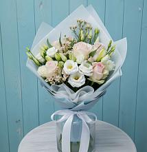 Букет цветов из:  Розы и Лизиантусы #REPLACE_PRED# Марёво